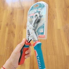 Kìm Đục Lỗ Vải Da TOTAL THT33526 - Tiết Kiệm 30% Sức Lực - Tay Cầm PVC Thoải Mái, Kích Thước Lỗ 2.5mm Đến 5mm
