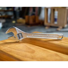 Mỏ Lết Tiêu Chuẩn 8 Inch TOTAL THT101083 - Dụng Cụ Chỉnh Độ 0-24mm, Thiết Kế Chắc Chắn, Dụng Cụ Tiện Ích Chất Lượng Cao