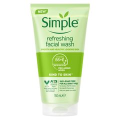Sữa Rữa Mặt Simple Kind To Skin Refreshing Facial 150M (Mẫu Mới) 300717
