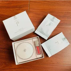 Set phấn Whoo trắng + son kem