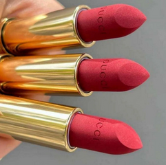 Son Gucci 509 Janie Scarlet 3.5G - Son Môi Matte Đỏ Quyến Rũ, Thiết Kế Sang Trọng và Đẳng Cấp, Dưỡng ẩm Sâu, Bám Màu Lâu Dài