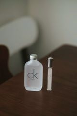 Nước Hoa Calvin Klein CK One Unisex 100ml - Hương Cam Chanh Tươi Mát, Thanh Lịch, Phong Cách Cổ Điển, Eau De Toilette