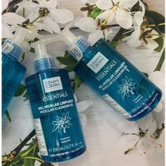 Gel Rửa Mặt MartiDerm Essentials Micellar 200ml - Tẩy Trang, Làm Sạch Sâu Dịu Nhẹ Cho Mọi Loại Da, An Toàn Cho Da Nhạy Cảm