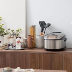 Nồi Cơm Điện Áp Suất Zojirushi NP-HRQ18-XT 1.8L - Công Nghệ Cao Tần Nhập Khẩu Nhật Bản, Bảo Hành 3 Năm, Dành Cho Gia Đình 4-6 Người