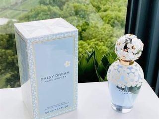 Nước Hoa Marc Jacobs Daisy Dream 100ml - Nước Hoa Nữ Dịu Dàng, Thoáng Mát và Tươi Mới, Quà Tặng Hoàn Hảo cho Phái Đẹp