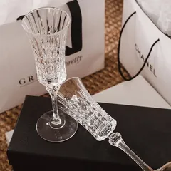 Bộ ly thủy tinh pha lê Champagne Lady Diamond 150ml - 2 chiếc, cao cấp, an toàn máy rửa bát, nhập khẩu Pháp, hoàn hảo cho rượu vang