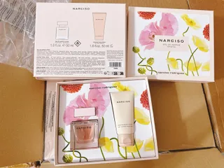 Set Nước Hoa Narciso Rodriguez Narciso Cristal EDT 50ml + 50ml - Hương Thơm Sang Trọng, Quyến Rũ, Dễ Dàng Mang Theo