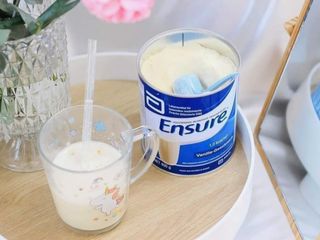 Sữa Bột Ensure Đức 400g Hương Vani - Dinh Dưỡng Tối Ưu Cho Người Lớn, Tăng Cường Sức Khỏe và Hồi Phục Nhanh Chóng