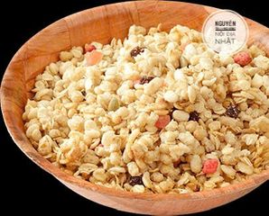 Ngũ Cốc Calbee Nhật Bản Gói Đỏ 700g và Gói Trắng 550g - Dinh Dưỡng Ngon Lành Cho Bữa Sáng Nhanh Chóng, Không Chất Bảo Quản