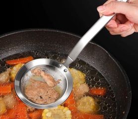 Dụng Cụ Vớt Bọt Inox Chockmen - Vớt Dầu, Váng, Hạt Nhỏ Trong Canh/Lẩu - Lưới Siêu Mịn, Tay Cầm Chống Nóng, An Toàn
