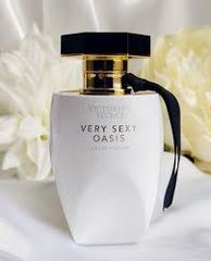 Nước hoa Victoria's Secret Very Sexy Oasis Edp 100ml - Hương thơm quyến rũ từ trái cây và hoa cỏ, thiết kế sang trọng, hoàn hảo cho những dịp đặc biệt.