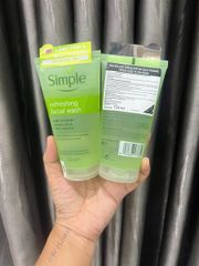 Sữa Rửa Mặt Dạng Gel Simple Kind To Skin 150ml - Làm Sạch Sâu, Dưỡng Ẩm, Giữ Da Mịn Màng, Thoáng Khí, Phù Hợp Mọi Loại Da