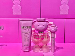 Set Nước Hoa Moschino Toy 2 Bubble Gum EDT (50ml + 10ml + Lotion) - Hương Ngọt Ngào, Trẻ Trung & Thời Thượng