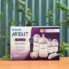 Set Bình Sữa Avent Natural Newborn 6 Món - An Toàn & Thuận Tiện Cho Bé, Bao Gồm 2 Bình 125ml & 2 Bình 260ml, Ty Ngậm & Cọ Rửa