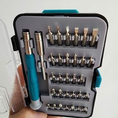 Bộ Tô Vít Sửa Điện Thoại 32 Chi Tiết Total THT250PS0321 - Đầu Vít Đa Dạng, Thép S2 Bền Chắc, Hộp Nhựa Gọn Gàng