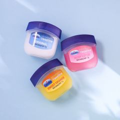 Sáp Dưỡng Môi Vaseline Fobe Không Màu - Dưỡng Ẩm Mềm Mịn, Giảm Tình Trạng Da Khô Nứt Nẻ, Chăm Sóc Môi Chất Lượng Cao