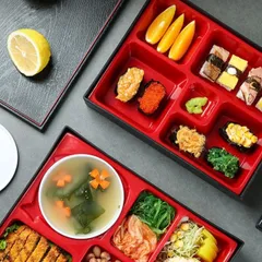 Hộp Đựng Cơm Sang Trọng Nhiều Ngăn Kèm Chén Tiện Lợi - Khay Bento Đa Dạng Mẫu Mã, Dụng Cụ Nhà Bếp TVKITCHEN (TV278)