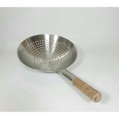 Vợt Vớt Xương Cao Cấp Cán Gỗ - Dùng Vớt Rau Củ, Thức Ăn Chiên, Inox 304 Bền Đẹp - Đồ Dùng Bếp Chất Lượng Nhật Bản (TV145)