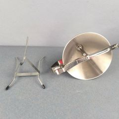 Phễu Rót Sốt Inox Hình Chóp Có Giá Đứng và Quai Cầm Chống Trượt - Phụ Kiện Nhà Bếp Chính Hãng TVKITCHEN (TV462)