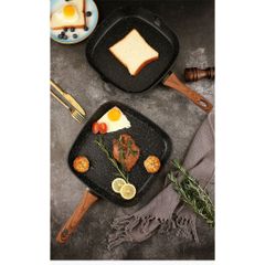 Chảo Gang Vuông Đá Vân - Chảo Bít Tết Cán Gỗ Có Mỏ Vịt Rót Dầu - Đáy Từ Đa Năng Nhà Bếp (TV613)