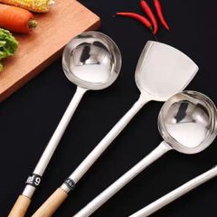 Vá inox 304 cán gỗ cao cấp - Muôi múc canh nhà bếp chống gỉ sét, dụng cụ nấu ăn tiện lợi dành cho gia đình (TV384)