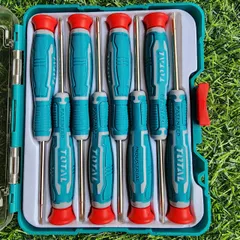 Bộ tua vít chính xác 8 chi tiết TOTAL THT250826 - Đầu thép Cr-V bền chắc, tay cầm chống trượt, lý tưởng cho sửa chữa điện thoại và thiết bị điện tử.