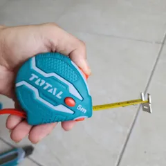 Thước cuộn thép Total TMT126051 5m - Dụng cụ cầm tay chính hãng với lưỡi thép chống mài mòn và khóa cố định tiện lợi cho đo lường chính xác