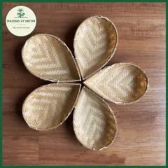 Mẹt tre hình lá trang trí đồ ăn - Đĩa đựng hạt, gia vị, phụ kiện chụp ảnh - Sản phẩm an toàn sức khỏe, kích thước đa dạng