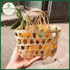 Giỏ Tre Nhỏ Xinh cho Bé - Làn Đi Chợ An Toàn và Phụ Kiện Chụp Ảnh Áo Dài Độc Đáo cho Trẻ Em Dưới 5 Tuổi