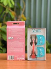Dao cạo Gillette Venus Comfortglide 3 lưỡi - Hương trà trắng, dễ dàng thay đầu cạo, thân thiện với da nhạy cảm cho phụ nữ