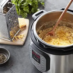 Nồi áp suất điện đa năng INSTANT POT DUO 7 IN 1 5,7L hàng nhập Đức chính hãng