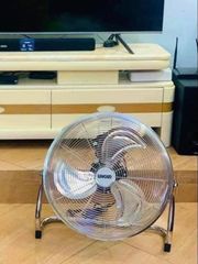 Quạt Sàn UNOLD 86756 - Quạt Công Suất Lớn 120W, Chân Đế Chắc Chắn, Điều Chỉnh Góc Nghiêng, Thích Hợp Cho Mùa Hè Nóng Bức