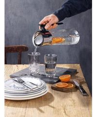 Bình đựng nước thủy tinh WMF Basic 1.5L có tay cầm - Thiết kế hiện đại, chịu nhiệt tốt, an toàn cho sức khỏe