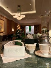 Túi Pouch Dior Tặng Khách VIP - Phụ Kiện Thời Trang Sang Trọng, Thiết Kế Tinh Tế, Đựng Mỹ Phẩm & Phụ Kiện Cá Nhân