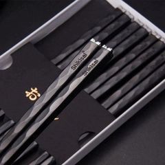 Set 5 Đũa Nhật Kháng Khuẩn Shikisai Chịu Nhiệt Hoa Anh Đào - Dụng Cụ Nhà Bếp An Toàn, Sang Trọng, Chống Trượt