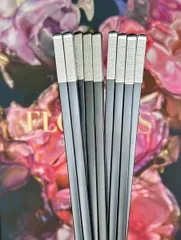 Đũa Sợi Thủy Tinh Chống Trượt - Bộ 10 Đôi, Chất Liệu Bền Bỉ, Sang Trọng Với Chuôi Inox Mạ Bạc - Dụng Cụ Nhà Bếp Cao Cấp 2024