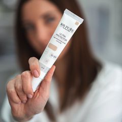 KB Pure Ultra Protector Kem Chống Nắng 50ML - Bảo Vệ Da, Chống Oxy Hóa, Dưỡng Ẩm, Chống Tia UV, Phù Hợp Mọi Loại Da