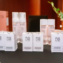 Kem Cân Bằng Pre-Probiotic RVB LAB - Tái Tạo Da, Chống Lão Hóa, Cấp Ẩm Sâu, Giúp Da Khỏe Mạnh và Căng Bóng 50ml