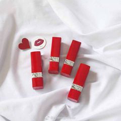 Son Dior 325 Ultra Tender – Ultra Rouge Vỏ Đỏ - Mỹ Phẩm Sang Trọng, Bám Màu Lâu, Cung Cấp Độ Ẩm Cho Đôi Môi