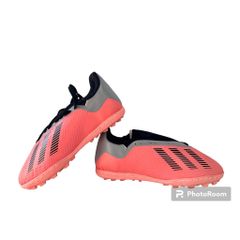 Giày Đá Bóng 3 Sọc CR7 Galaxy - Đế Cao Su Bền Chắc cho Sân Cỏ Nhân Tạo, Nhẹ, Êm, Thoáng Khí - Tặng Ba Lô Rút