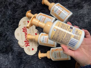 Sữa Rửa Mặt Mousse Tạo Bọt BIORÉ 200ml - Giải Pháp Cho Làn Da Có Khuyết Điểm, Da Dầu, Da Hỗn Hợp, Chứa BHA Thảo Dược Từ Pháp