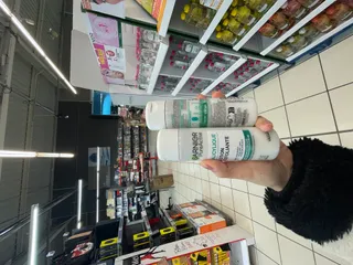Sữa Dưỡng Tẩy Tế Bào Chết GARNIER Lotion Exfoliante 120ml - Giúp Giảm Thâm, Cải Thiện Kết Cấu Da, Dưỡng Ẩm Suốt 24 Giờ