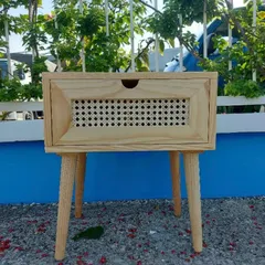 Kệ đầu giường gỗ thông mây mắt cáo - Decor phòng ngủ phong cách hiện đại, chống ẩm, dễ lắp đặt 45x35x52cm