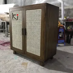 Tủ Giày Gỗ Tự Nhiên Thoáng Khí - Tủ Giày Mây Mắt Cáo 3 Ngăn, Chất Liệu Gỗ Thông Walnut Chống Ẩm, Kiểu Dáng Hiện Đại