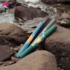 Thảm Tập Yoga Du Lịch Gấp Gọn OCEAN - Cao Su PU Sinh Thái, Chống Trượt, Phù Hợp Tập Luyện 183 x 68cm, Tặng Túi Hữu Ích