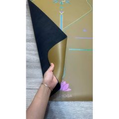 Thảm yoga chống trượt cao cấp Louis Yoga chất liệu cao su tự nhiên có đường định tuyến Louis Queen