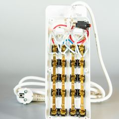 Ổ Cắm Điện 10 Lỗ OMINSU 10ST - 2500W, Chống Quá Tải, Lõi Đồng, Vỏ Nhựa Chống Cháy, Dài 2.5m và 4.5m, Phù Hợp Tất Cả Thiết Bị Điện