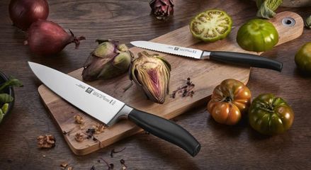 Bộ Dao Tự Mài Zwilling Five Star - Bộ Dụng Cụ Nhà Bếp Chuyên Nghiệp Với Đế Tre Tự Nhiên và Công Nghệ Mài Sắc Tự Động