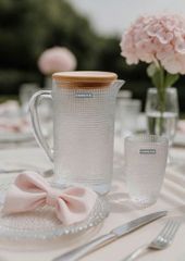 Bình Thủy Tinh Crista 1L - Vân Lưới Dập Nổi Sang Trọng, Màu Sắc Nổi Bật, Quà Tặng Cao Cấp Cho Tiệc Tùng