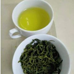 Trà Long Vân Móc Câu - Đặc Sản Thiên Nhiên Thái Nguyên, Hương Cốm Nguyên Chất, Gói 100g, 200g, 500g Hút Chân Không